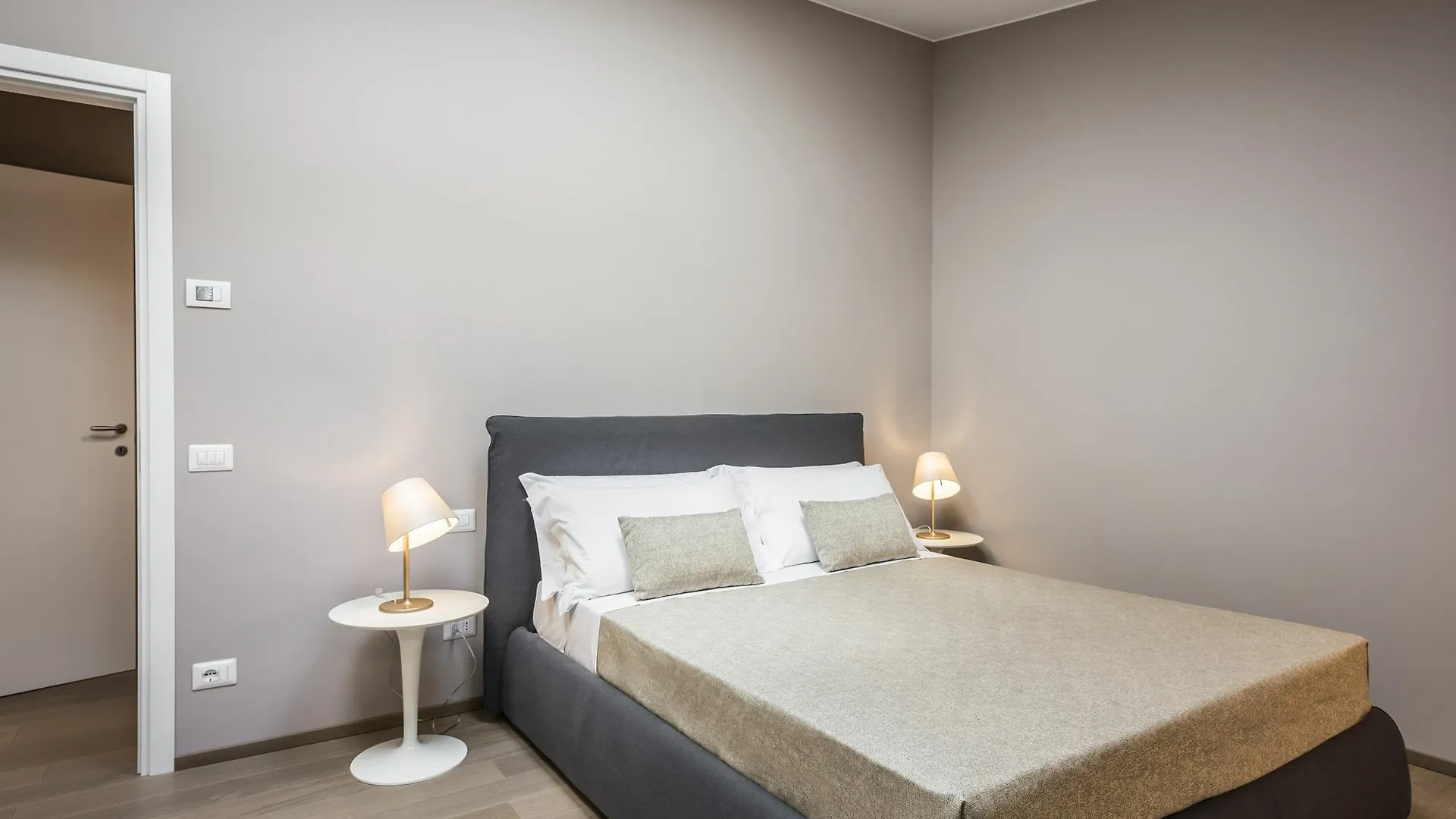Myplace Corso Como 11 Apartments Milaan Italië